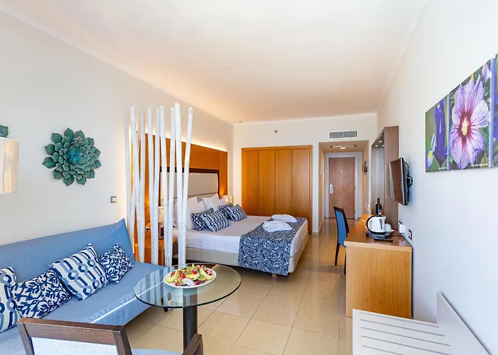 Lindos Bay Vlicha (Rhodes)