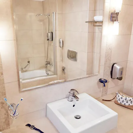 Hotel Lindos Bay 5*