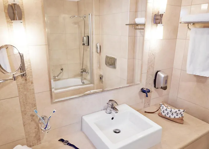 Hotell Lindos Bay 5*